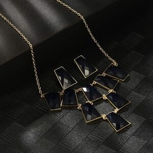 ✨Crystal Black Statement Chain Necklace 🌴